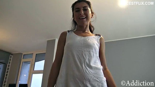 Annenin kucak dansı