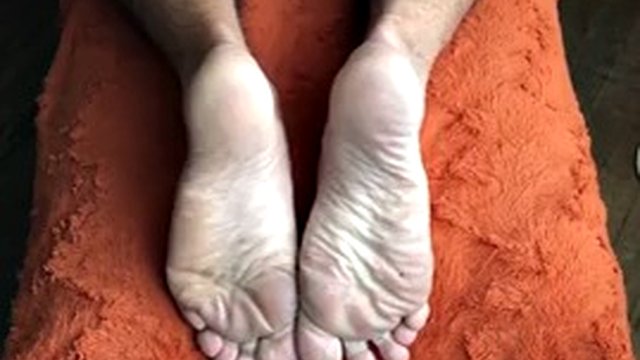 OhTrevor HOT HAIRY DADDY wakes up with Bolero