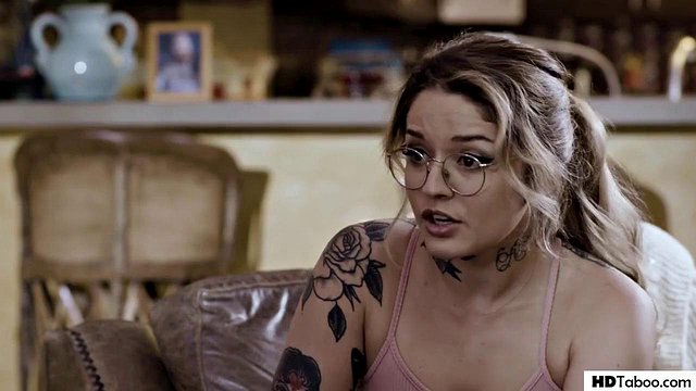 Blonde Destiny Cruz And Jessy Jones Defy All Taboos With Hardcore Pounding As Small-Titted Step Sister Marie Luv