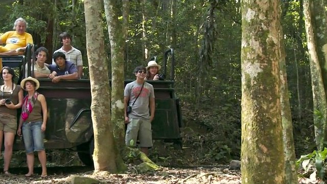Scène de nu très chaude dans une comédie drôle
