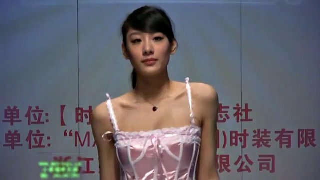chinese hot model fashion show