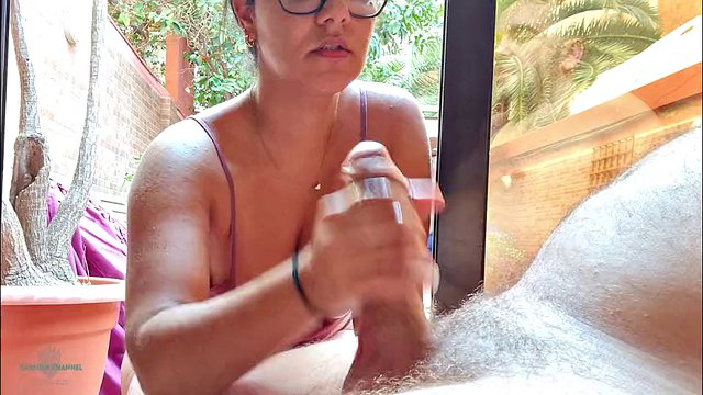 I show my big boner to my stepmom, she couldn't resist