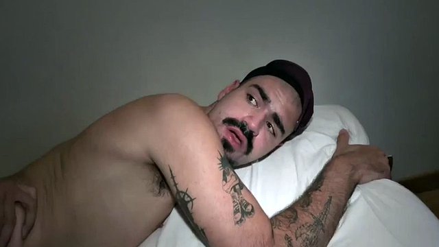 Good hole, stuffed with big arab cock - 2-Caillera XXL-Rakim