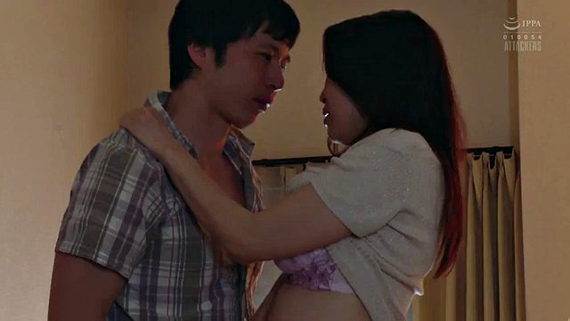 Seks z kolegą mojego syna - More HD Jav - http://surl.li/jrqzo