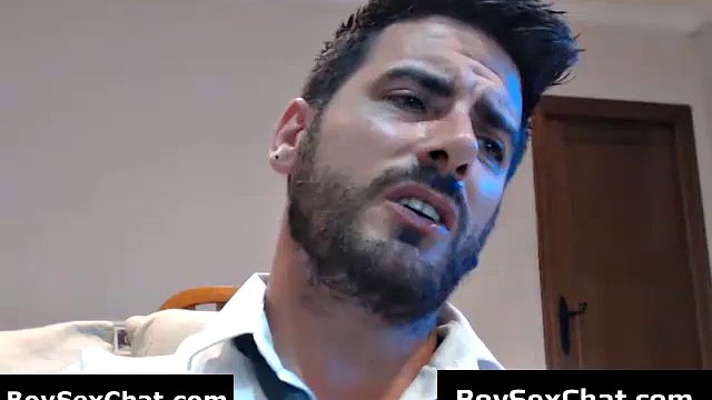 Mature gay jerks off with a dildo in his ass on webcam
