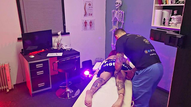 British Thatbosslass Tantric Yoni Massage