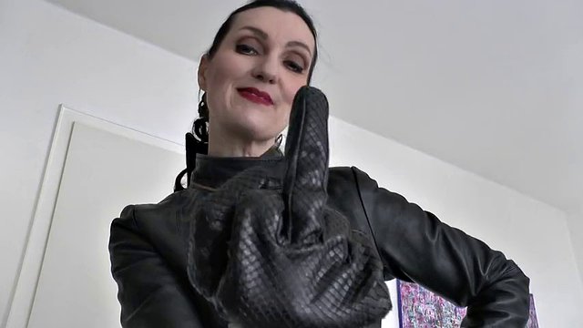 Čuchání pískacích kožených rukavic, předávající ústa Lady Victoria Valente Trhnutí Návod pro malé kohouty