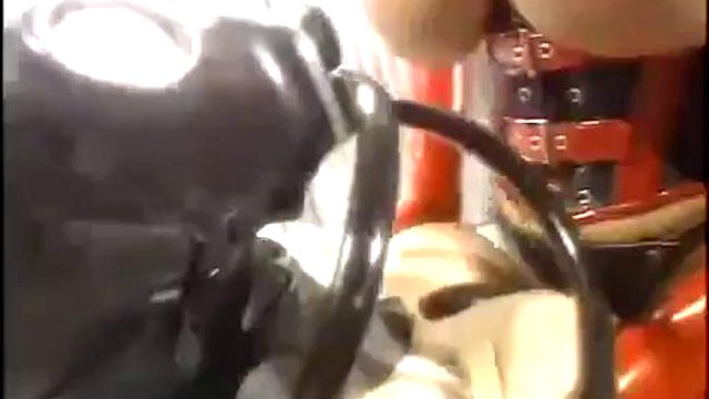 Pierced lesbian pussy toyed: Fetish, Gay & Bondage Porn