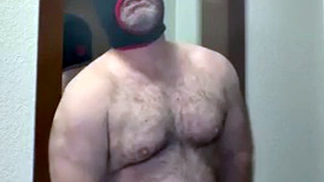 Anal Steve enjoys a long fucking session with a long thick dildo that ends with an explosive orgasm that he eats
