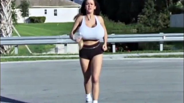 jogger with huge bouncing boobs