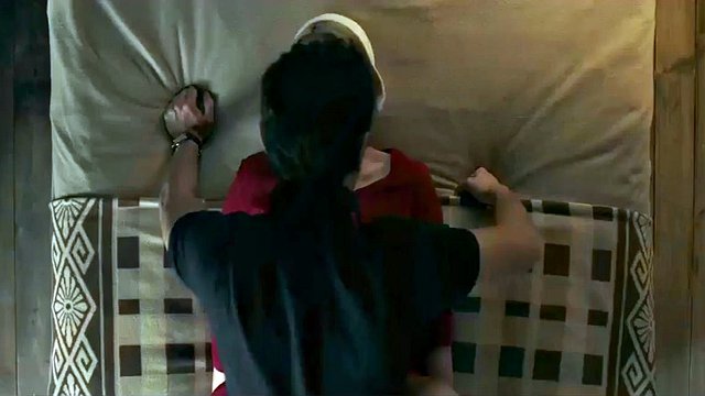 Elisabeth Moss oben ohne und Sex