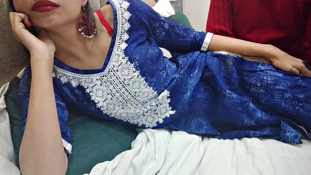 Real Indian Desi Punjabi Horny Mommy's little helper (stepmom's son) has sex roleplay with Punjabi hd audio xxx