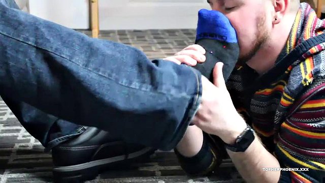 Verehren Tophers Füße