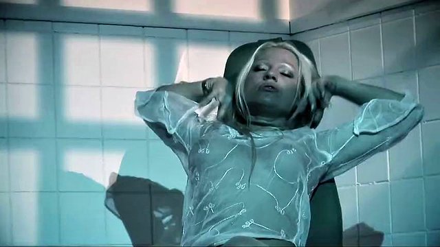 Busty blondie in a straightjacket has hot threesome with two doctors