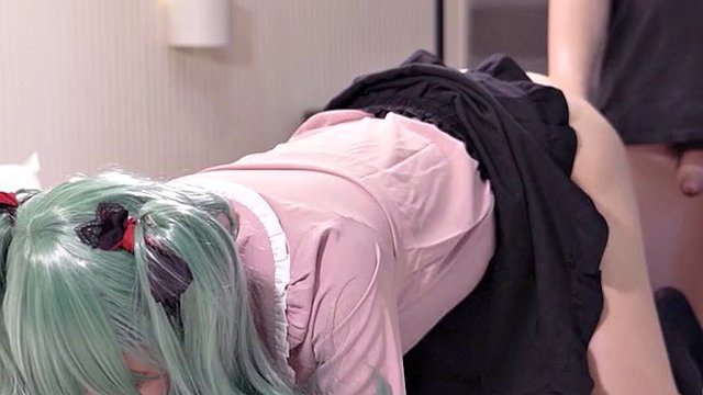Hatsune Miku Vampire Cosplayer je v prdeli, japonský hentai anime crossdresser cosplay 5