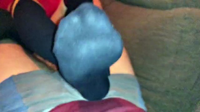 smelly overknee socks foot job - orgasm under her soles!