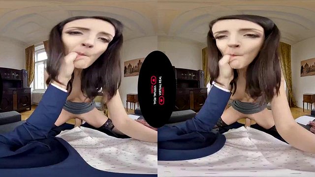 Tiny Tina é obediente: Boquete, Cowgirl e Morena VR Pornô