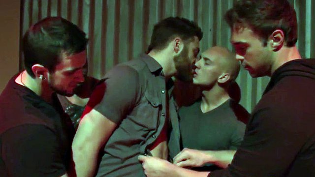 bukkake athletes in the club love sucking cock