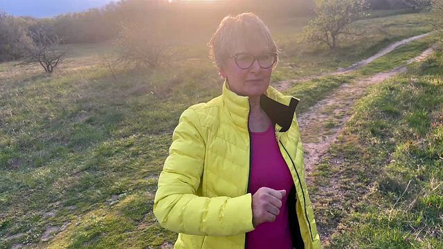 Den anale bestemor utendørs!!!