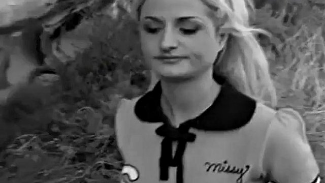 Cheerleader with 2 guys outdoors: Blowjob, Anal & Blonde Porn