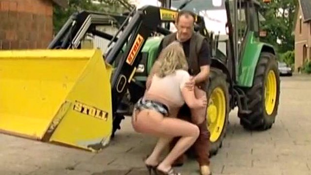 Suzanna - Car Park Fuck: Big Tits, Big Ass & Blowjob Porn
