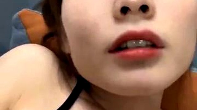 CHINESE BEAUTIFUL WIFE MASTURBATE ALL NIGHT
