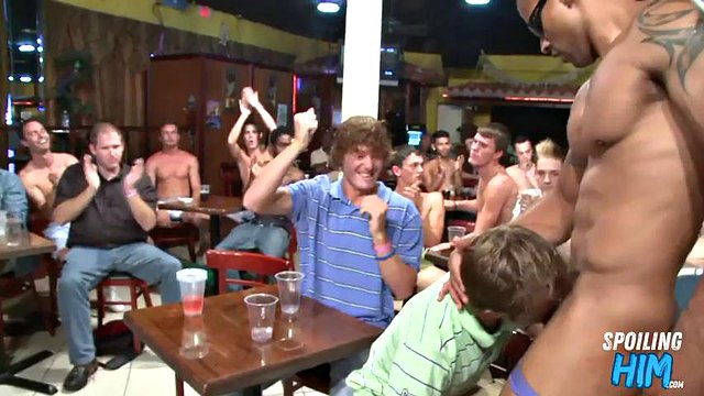 Public cocksucking strippers at party