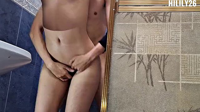 Dusjkompis vi forventes ikke å bade sammen