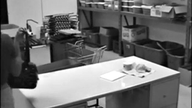 Finger fucking MILF in secret solo sex on spy cam is caught