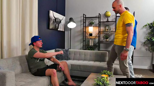 Hot Stepson Epic Train Fuck WT Muscly Stepdaddy & son nouveau BF - NextDoortaboo