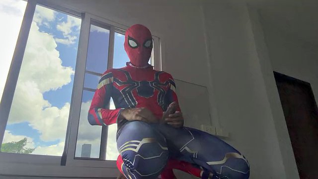 Spiderman travaille à domicile