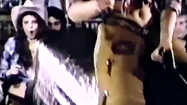 Blue elétrico 22 EUA 1985 Playboy TV S3E1 American Belezes ft. Sharon Kane: pornô