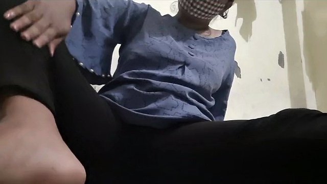 desi annu bhabhi molto eccitato - audio hindi parte 1