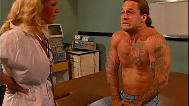 Horny nurse seduces her patient