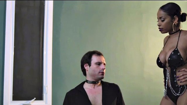 Havana spanks and fucks fetish transgender pegging