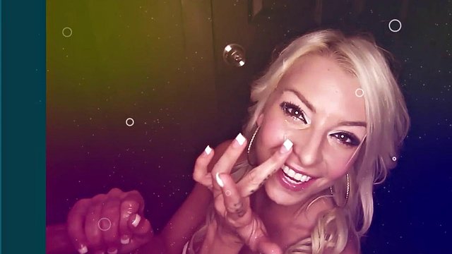 Velké křivky Aderes Quinové touží po Gloryhole sání, když jí cum kape dolů T