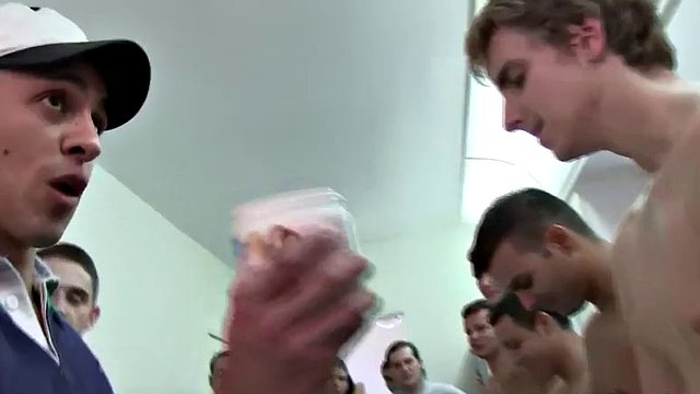 festa da faculdade selvagem