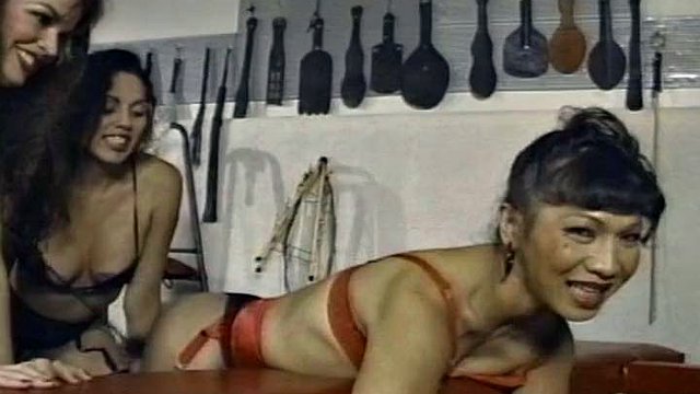 Asian shemale got touted by naughty femdom sluts