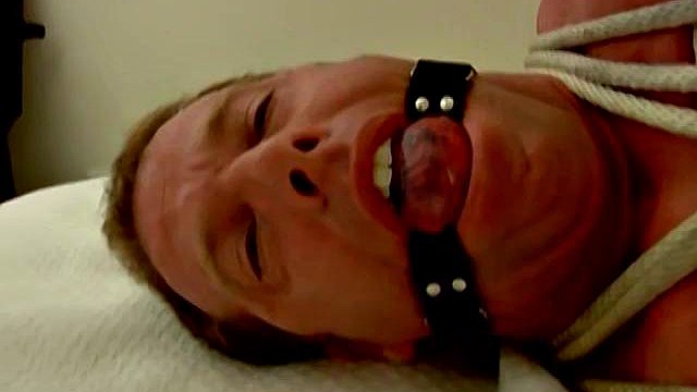 Muscolo duro legato a stretto - dolore di Derek