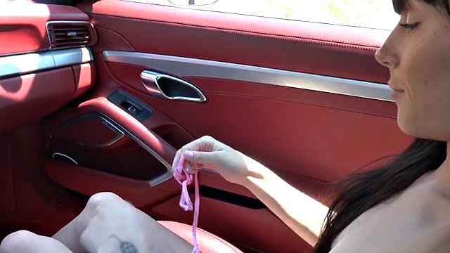 Amateur babe Emma Jade ona. trip to the beach getting her pussy touched/blowjob