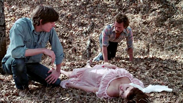 Scene 1 from Pretty Peaches