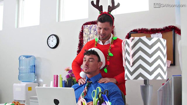 ゲイ オフィス クリスマス パーティー ファック
