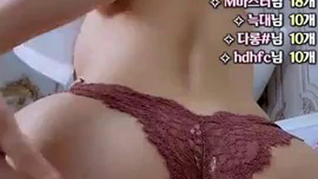 잘 생긴 한국 여성 앵커 자위 한국어 + BJ 생방송, 엉덩이, 스타킹, 도기 스타일, 인터넷 연예인, 구강 성교, 여신, 검은 스타킹, 복숭아 엉덩이 시즌 52