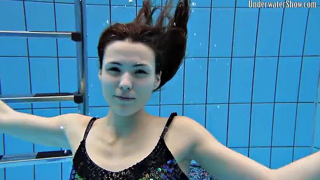 Adriana and Katka enjoy deep dark sex in the pool