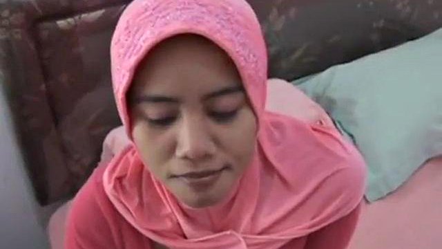 Hermosa viuda con capucha Malang
