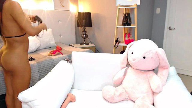 mia colombian webcam: Big Tits, Big Ass & Amateur Porn