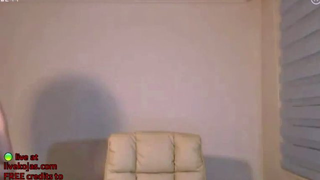 korean camgirl squeeze her big tits
