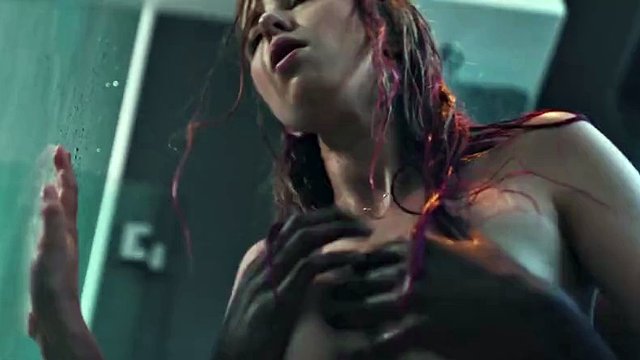 DarkX - Haley Reed bierze głębokie gardło pod wodą przed ruchaniem się pod prysznicem