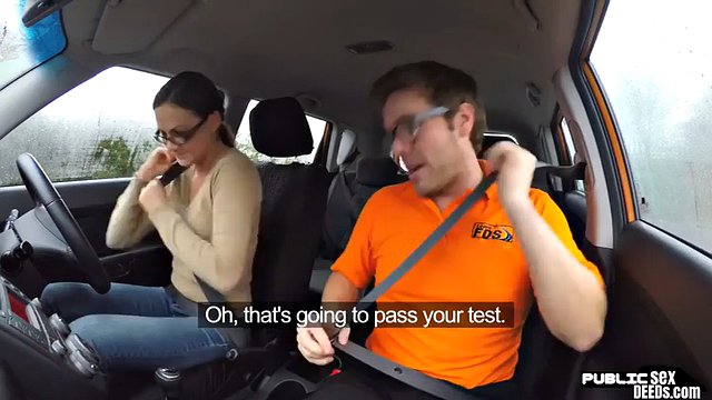 FakeHub - Britisk babe banket og fingret av instruktør før blowjob