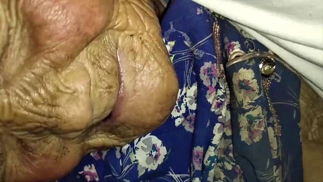 Chinese granny25